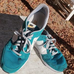 Nike shoes Archive 83'm